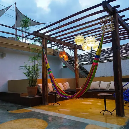Teetotum Hotel-2
