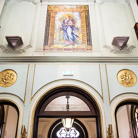 Sant Jordi Hostels Lisbon-3