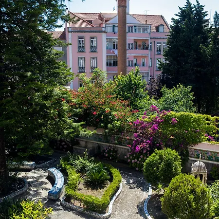 Sant Jordi Hostels Lisbon-3