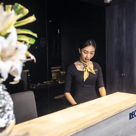 Cube Boutique Capsule Hotel At Chinatown-2
