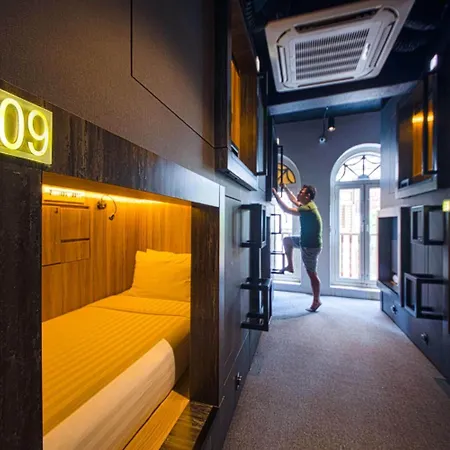 Cube Boutique Capsule Hotel At Chinatown-3