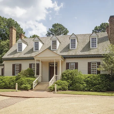 Colonial Houses Historic Lodging-3