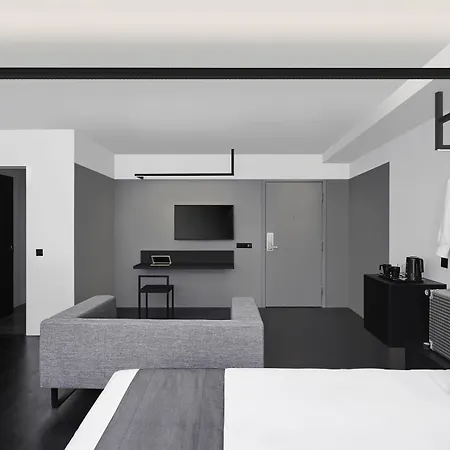 Hotel Mono-3