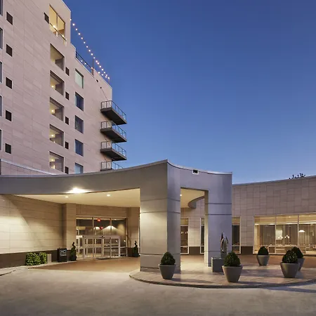 Ac Hotel By Marriott Cincinnati At The Banks-2