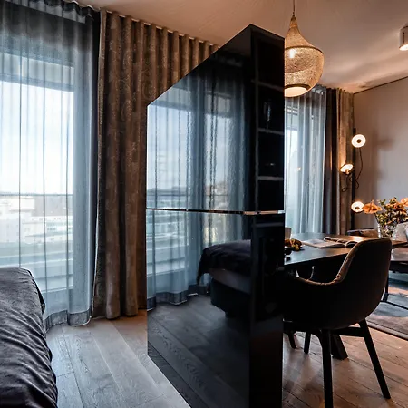 Cloud No7 Apartments - The Original-2