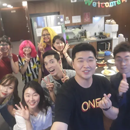 Philstay Myeongdong Station - Hostel-2