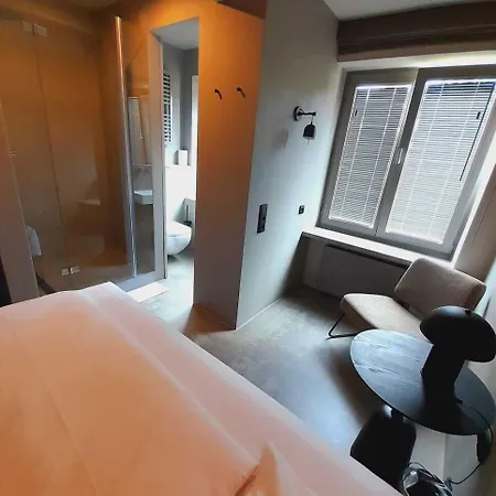 Hotel Mons Am Goetheplatz-3
