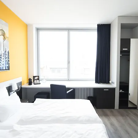 Carathotel Duesseldorf City-2