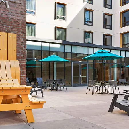 Hilton Garden Inn Boulder-2