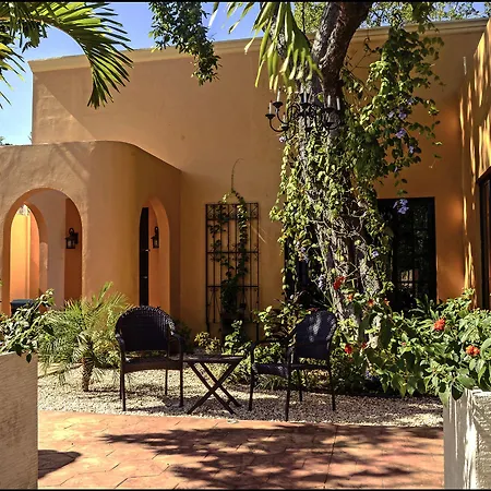 Ochenta Y Dos Bed & Breakfast & Spa-3