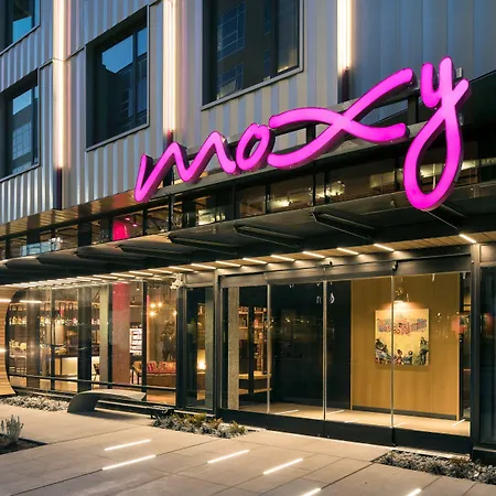 Moxy Seattle Downtown-2
