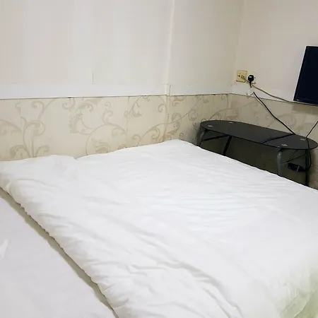 Astronaut'S Hotel-3