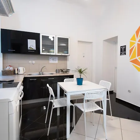 Avenue Hostel-2