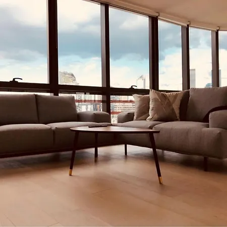 Winston Apartments Docklands-3