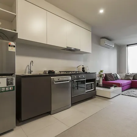 Sunshine Boutique Apartments Collins-3
