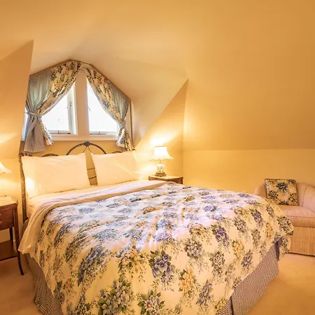 Amethyst Inn-3