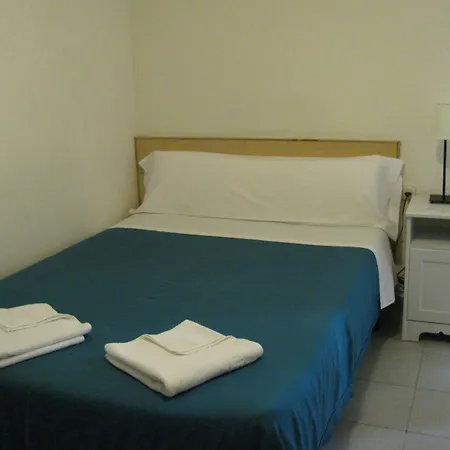 Hostal Elkano-3