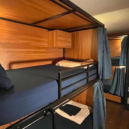International Travelers House Hostel - Downtown San Diego Little Italy (Adults Only)-2