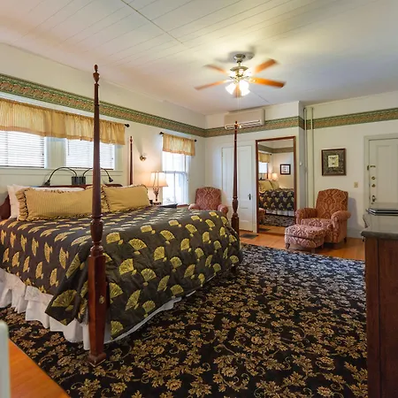 The Elmhurst Inn-3