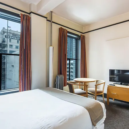 Moore Hotel-2