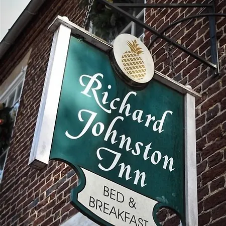 The Richard Johnston Inn & 1890 Caroline House-2