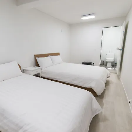 Kpop Haus-3