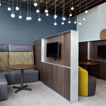 Courtyard By Marriott Knoxville Downtown-3