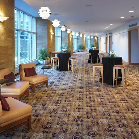 Graduate By Hilton Cincinnati-2