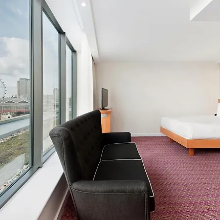 Hampton By Hilton London Waterloo-2