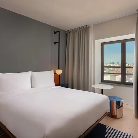 Aloft By Marriott Madrid Gran Via-2