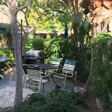 Getaways At Palm Springs Tennis Club-2