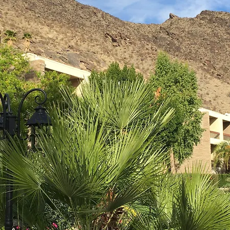 Getaways At Palm Springs Tennis Club-2