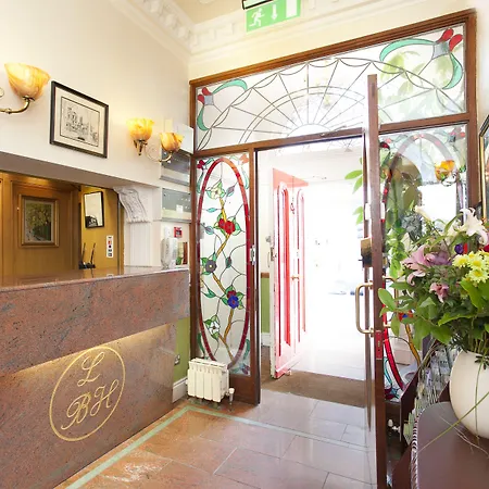 Leeson Bridge Guesthouse-2