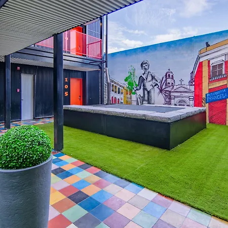 Hostal Boutique Black Cat-2