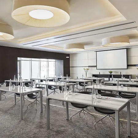 Hyatt Place Dubai Jumeirah Residences-3