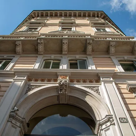 Daplace - Corso Monforte Suites-2