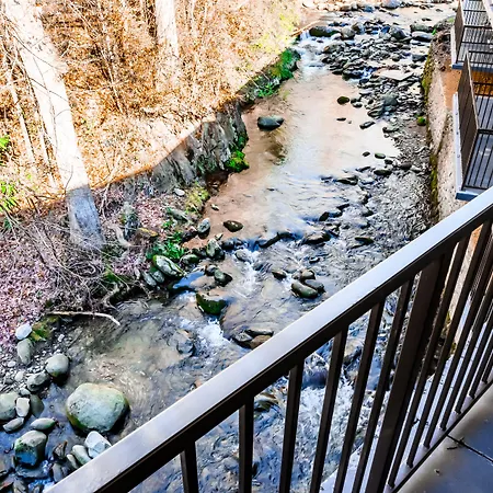 Bear Creek Inn Gatlinburg, Tn-2
