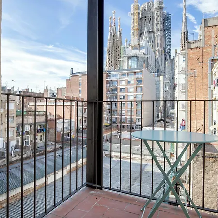 Lucasland Apartments Barcelona-3