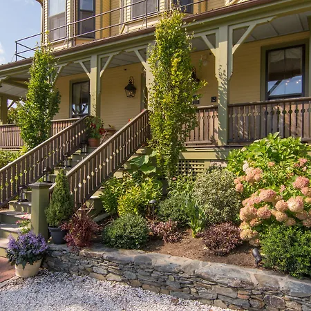 The Cliffside Inn-3