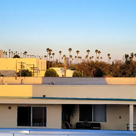 Stayspro - Hollywood Homes Minutes To Everything Spacious And Free Parking-3