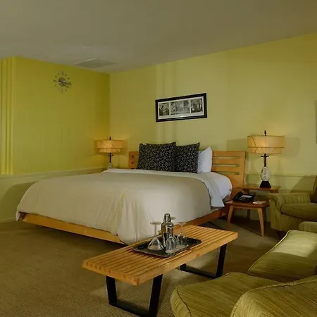 Orbit In Hotel (Adults Only)-3