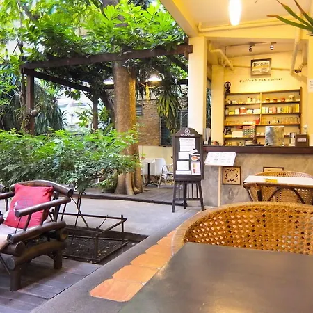 Lamphuhouse Bangkok-2