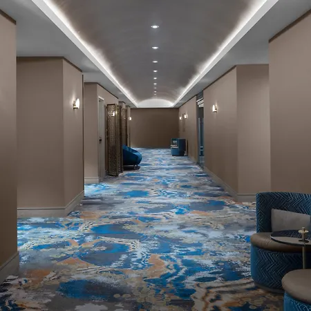 Courtyard By Marriott Calgary Downtown-3