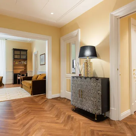 Algila Luxury Torrigiani Apartments-2