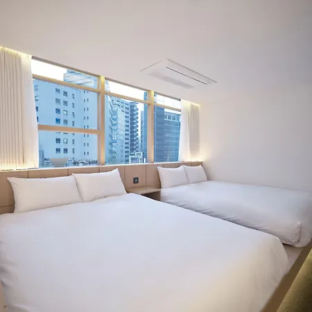 Uh Suite Seoul Deoksugung-3