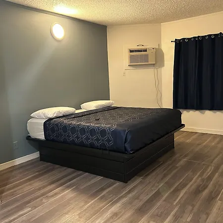 Budget Inn Hollywood-3