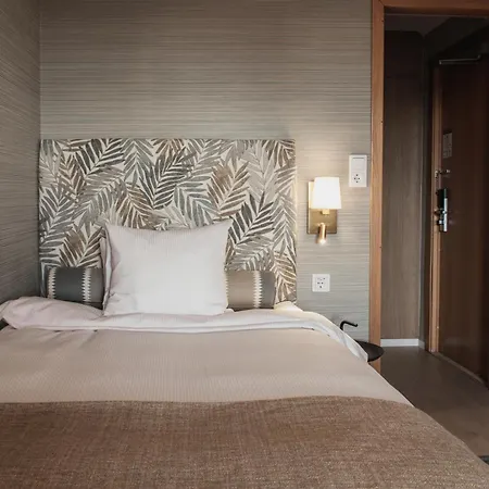 Home Hotel Wellington-2