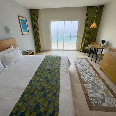 Krystal Vallarta-2