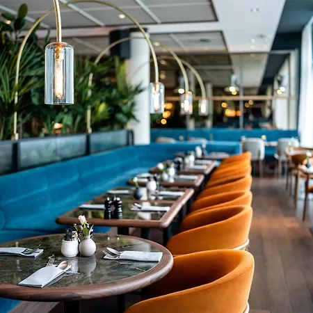 Radisson Blu Media Harbour Hotel, Duesseldorf-2
