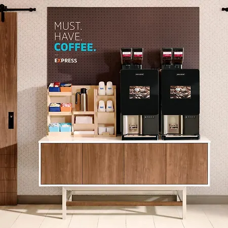 Holiday Inn Express - Downtown San Diego By Ihg-3